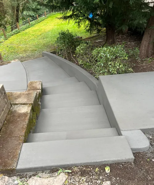Broom Finish Steps ,retaining Wall And Patio, Integral Concrete Color in Mercer Island 